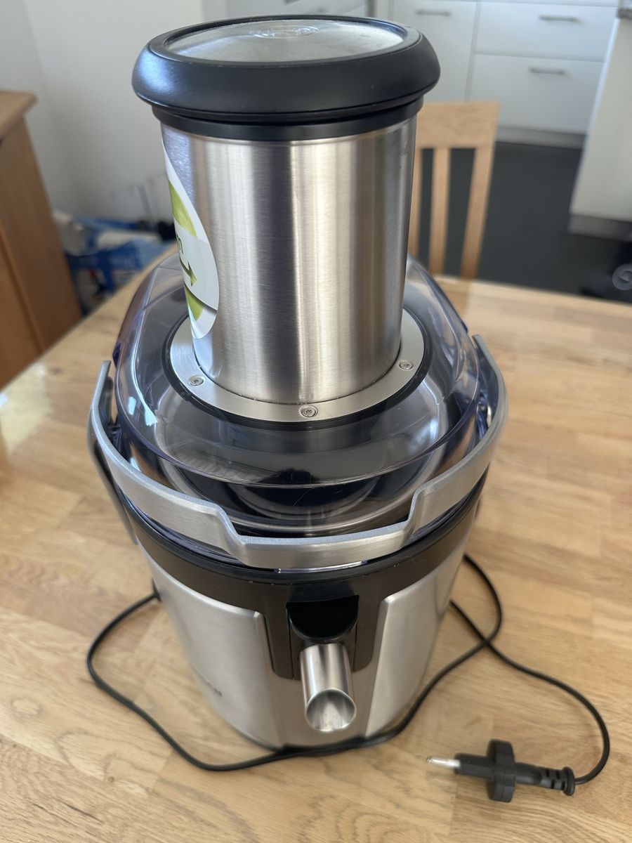 Bosch Appareils de cuisine: Bosch VitaJuice Edelstahl   – D'occasion à steffisburg par Corinne02 1