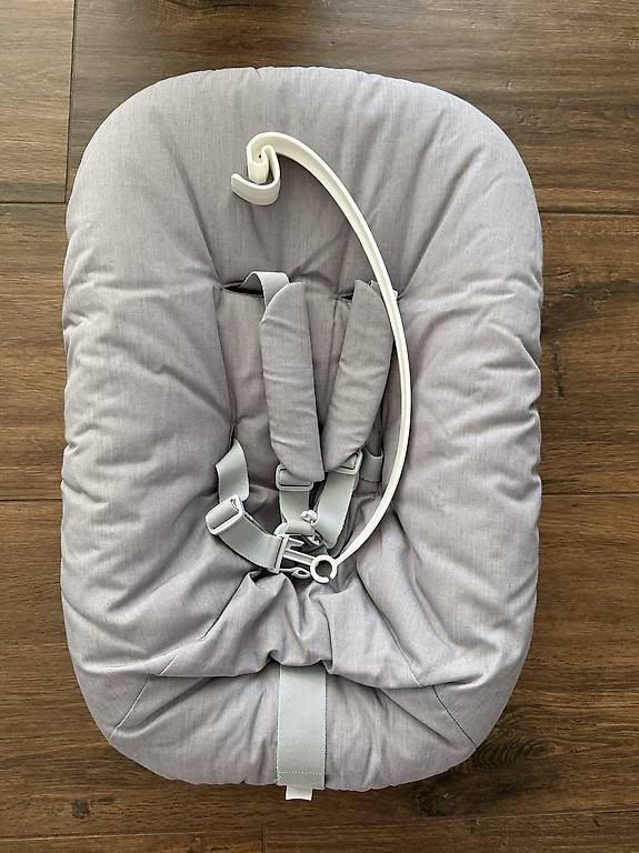 Hochstühle: Stokke Newborn Set  – Neu und originalverpackt aus Neuenkirch von mic_m8px