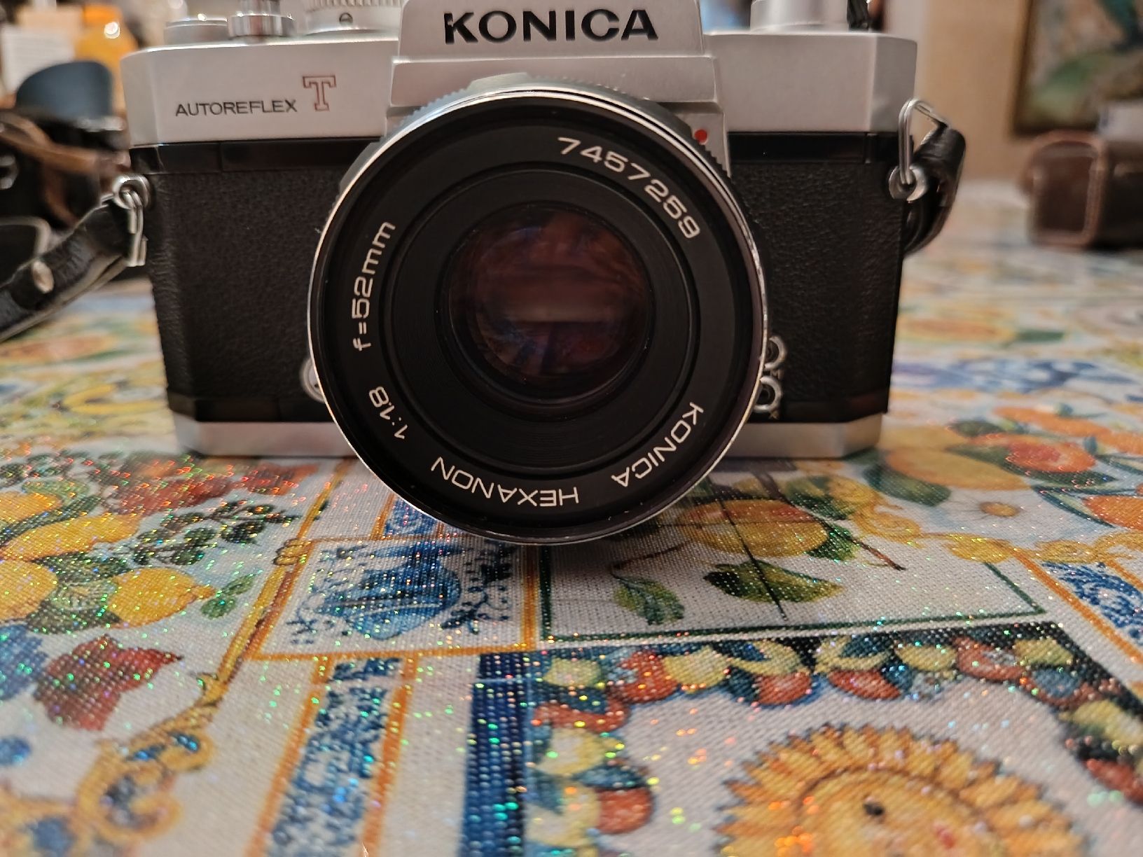 Konica Fotocamera: Konica Autoreflex T camera with Hexanon 52mm lens – Usato da Riva San Vitale venduto da Stekri 3