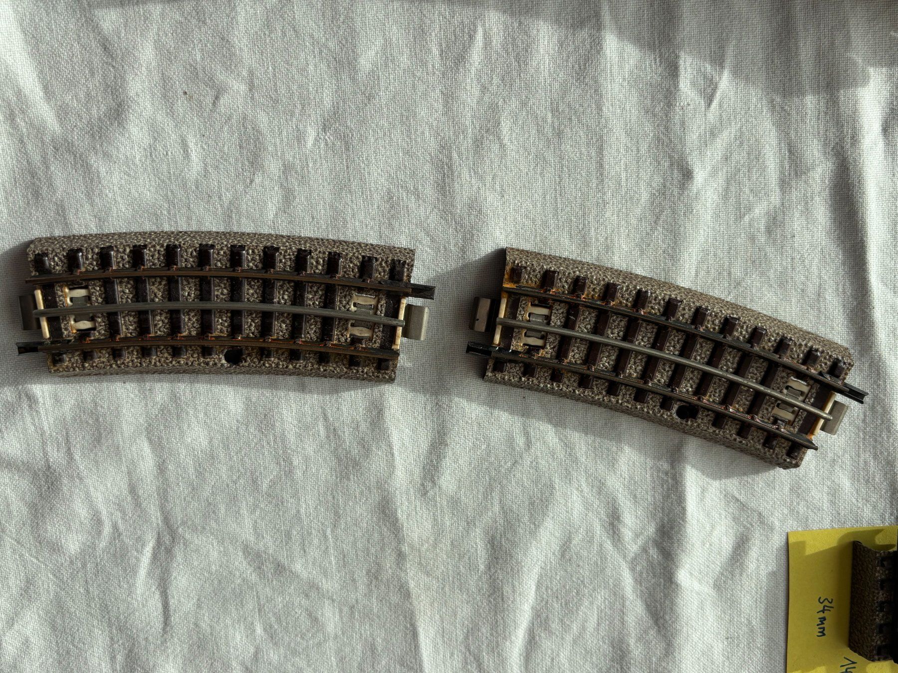 Märklin Modelleisenbahnen: Märklin Geleise – Gebraucht aus Orpund von Shivatiger 4