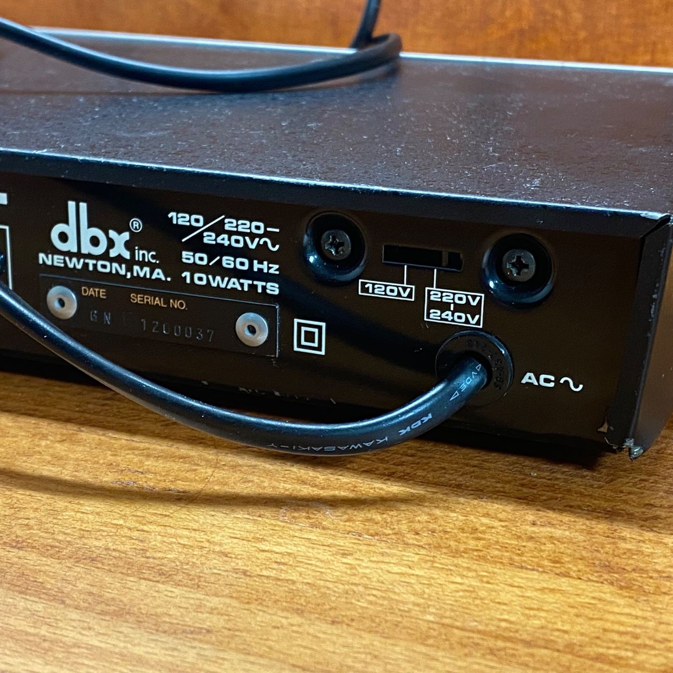Dbx Equalizzatori: DBX 120 Dynamic Subharmonic Synthesizer – Usato da Luzern venduto da dos84 4