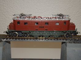 Lima 208118LG  SBB Ae 3/6  10698   braun H0 DC