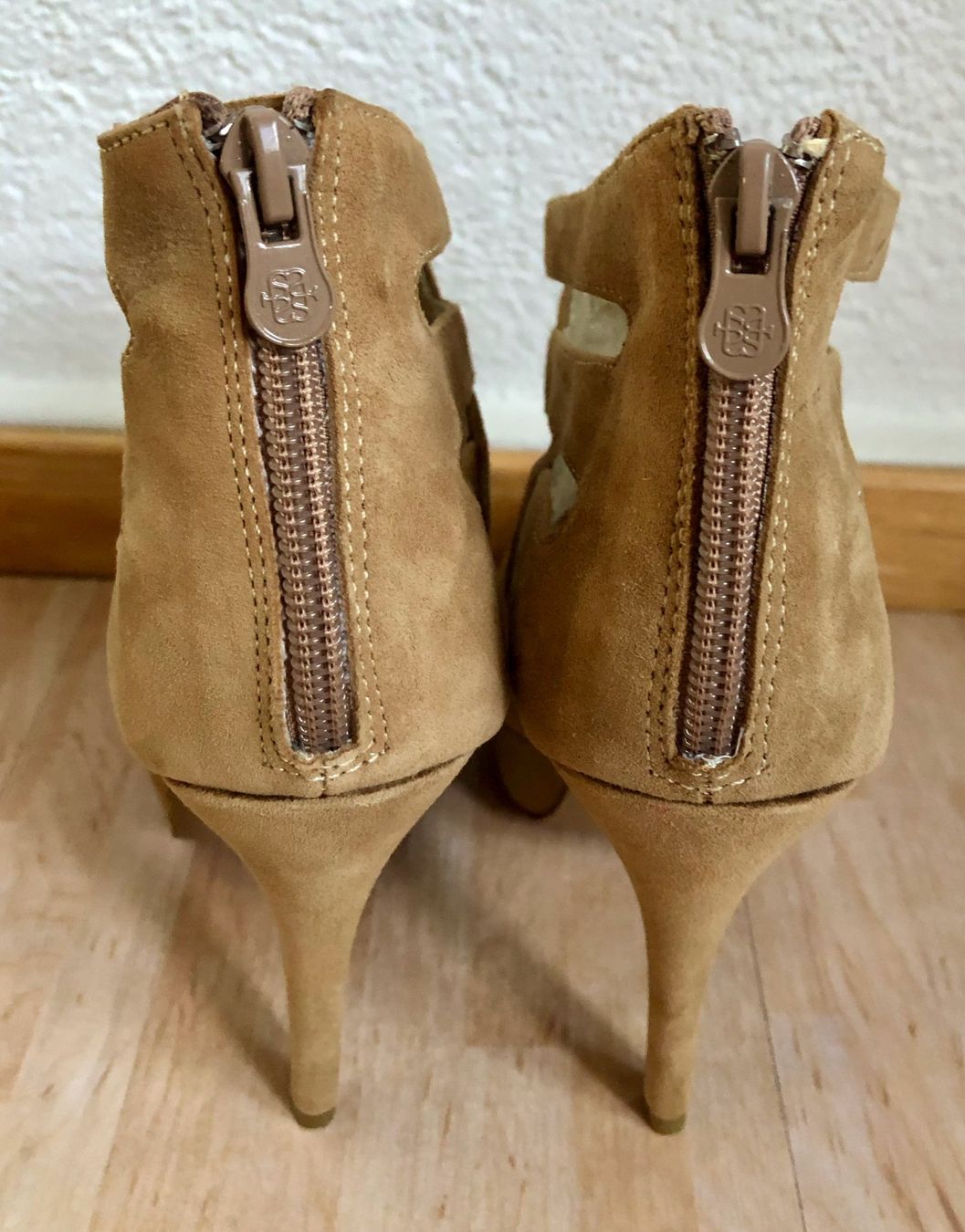 Damenschuhe: NEU: Supertrash Wildleder Pumps, Highheels, 38, hellbraun – Neu (gemäss Beschreibung) aus Zürich von aboxi 3