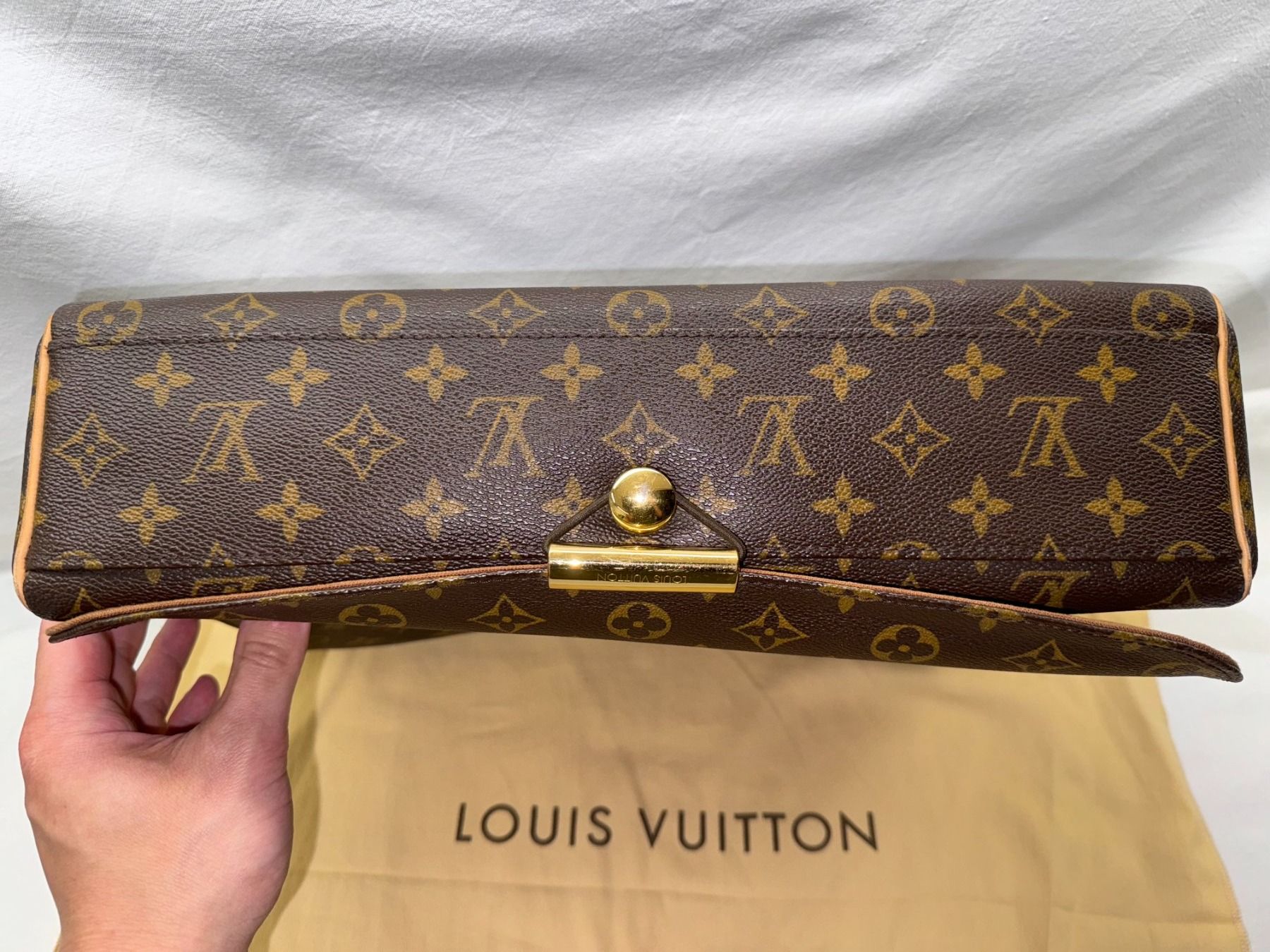 Louis Vuitton Taschen: Louis Vuitton Abbesses (Messenger Bag) – Gebraucht aus Altdorf UR von enr_pqr6 2