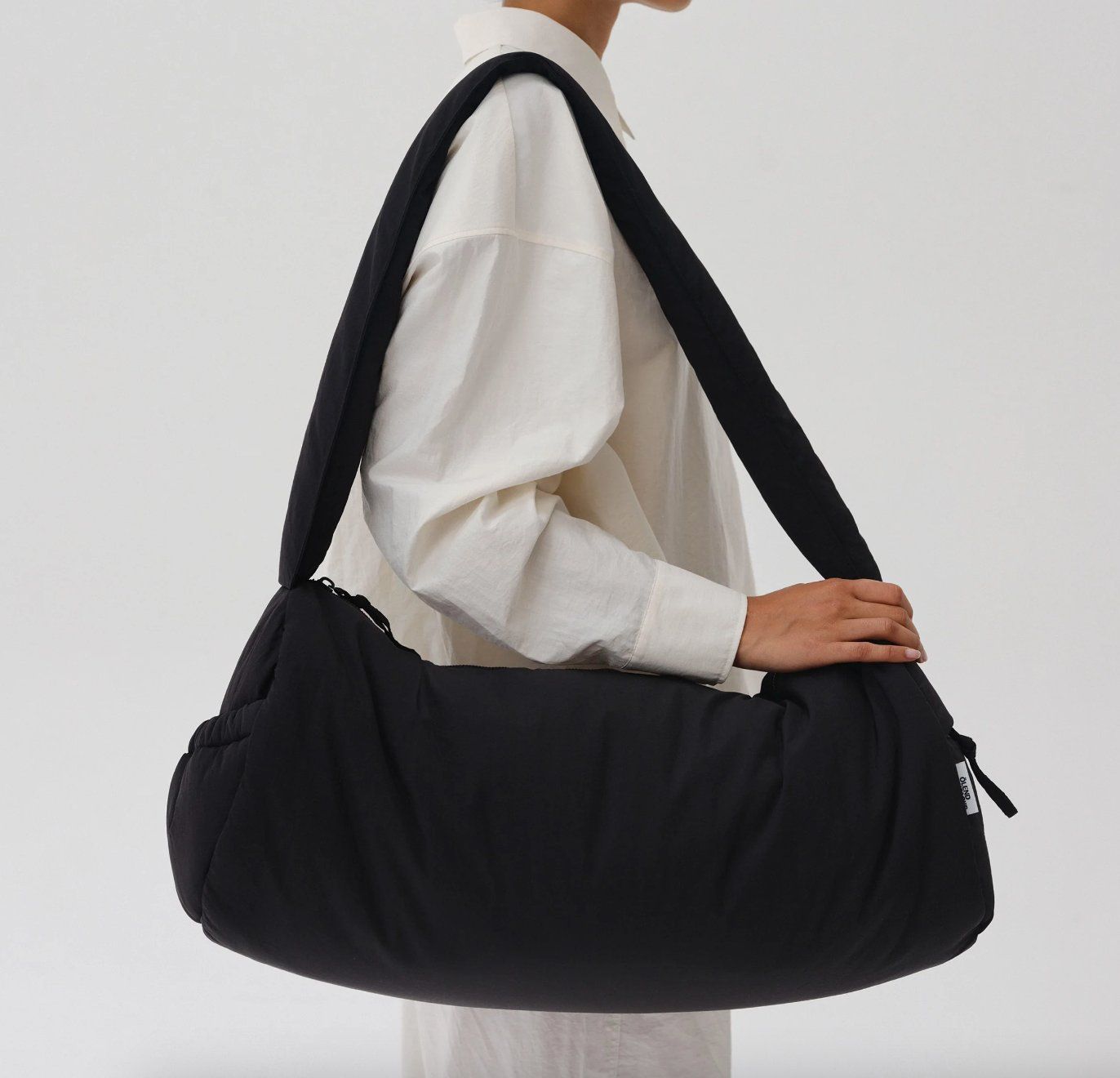 Ölend Borse: Ölend Puffy Duffle Bag – Usato da Zürich venduto da hol_bc6v