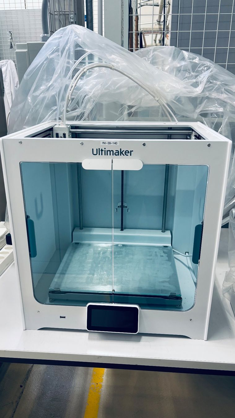 Ultimaker 3D Drucker: 3D Drucker Ultimaker s5 – Defekt aus Orpund von fredrik76
