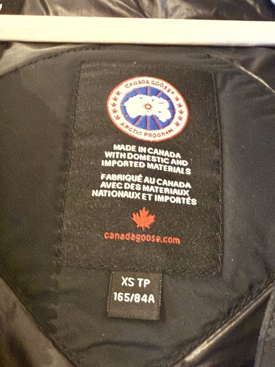 Canada Goose Giacche: Canada Goose – Nuovo (secondo la descrizione) da Unterlunkhofen venduto da cleopatra87 2