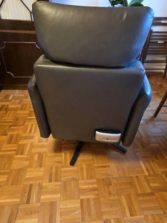 Himolla Sessel: Fauteuil électrique cuir longlife Himolla – Gebraucht aus Genève von nat_xxb5 2