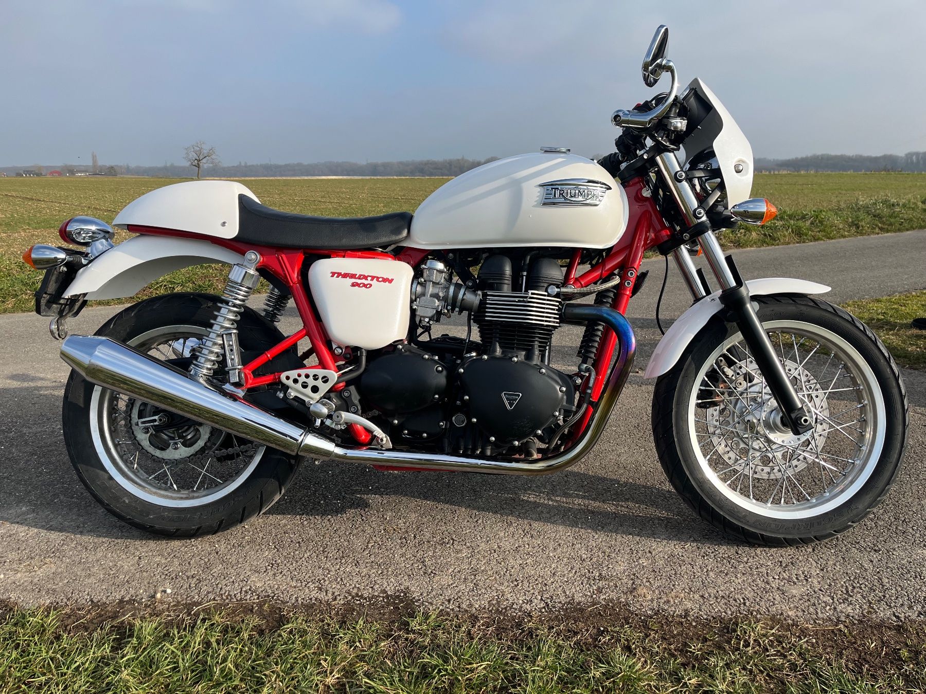 Triumph Strada: Triumph Thruxton – Usato da Grône venduto da byl_wwj6 2