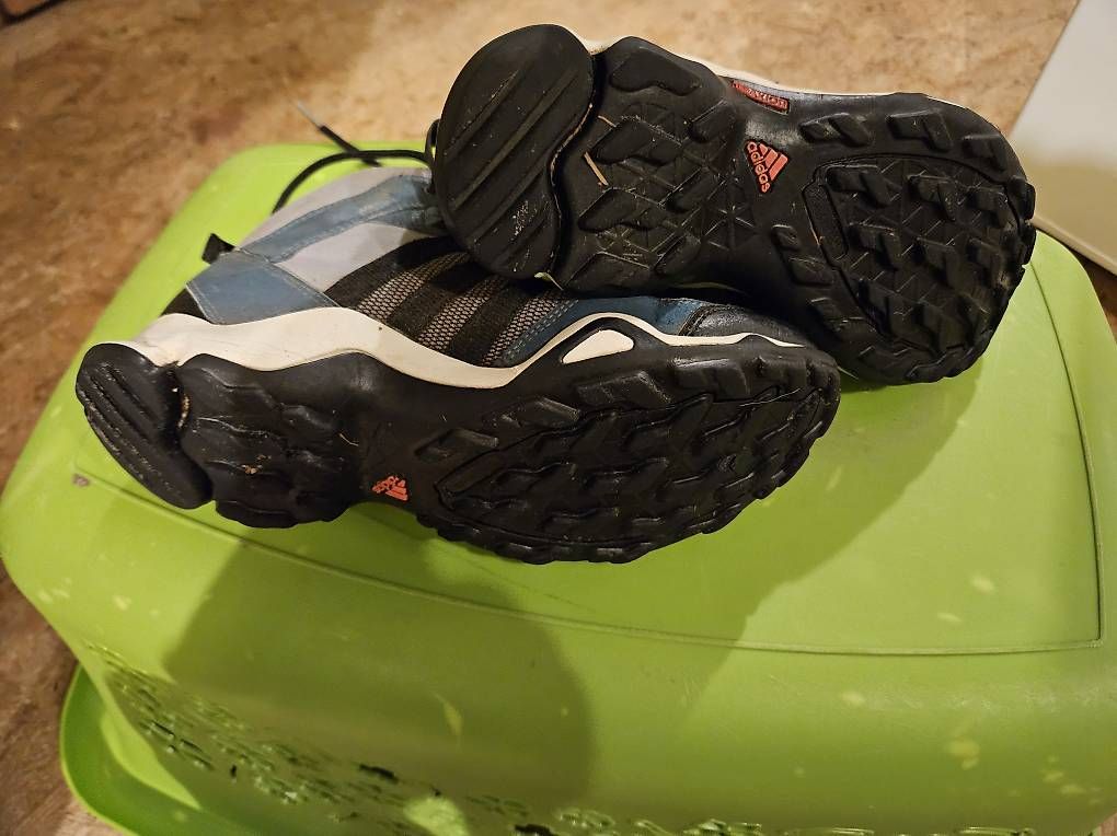 Chaussures hommes: Adidas Wanderschuhe 36 – D'occasion à Oeschgen par sve_t9vg 2