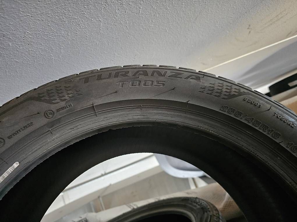 Altro in Scrittura & Disegno: 2 Pneumatici 255 45 18 103 H Bridgestone – Usato da Mezzovico venduto da Eurocarsa 1