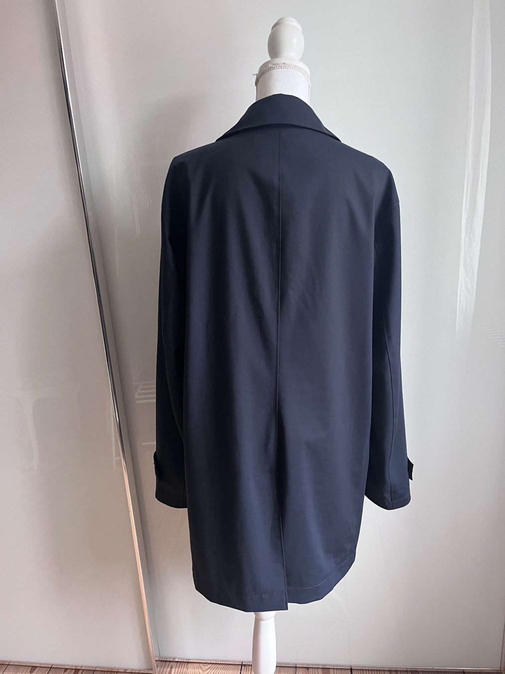 Hugo Boss Mäntel: Herren Mantel Hugo Boss Grösse 50 – Gebraucht aus Kreuzlingen von Olame 2