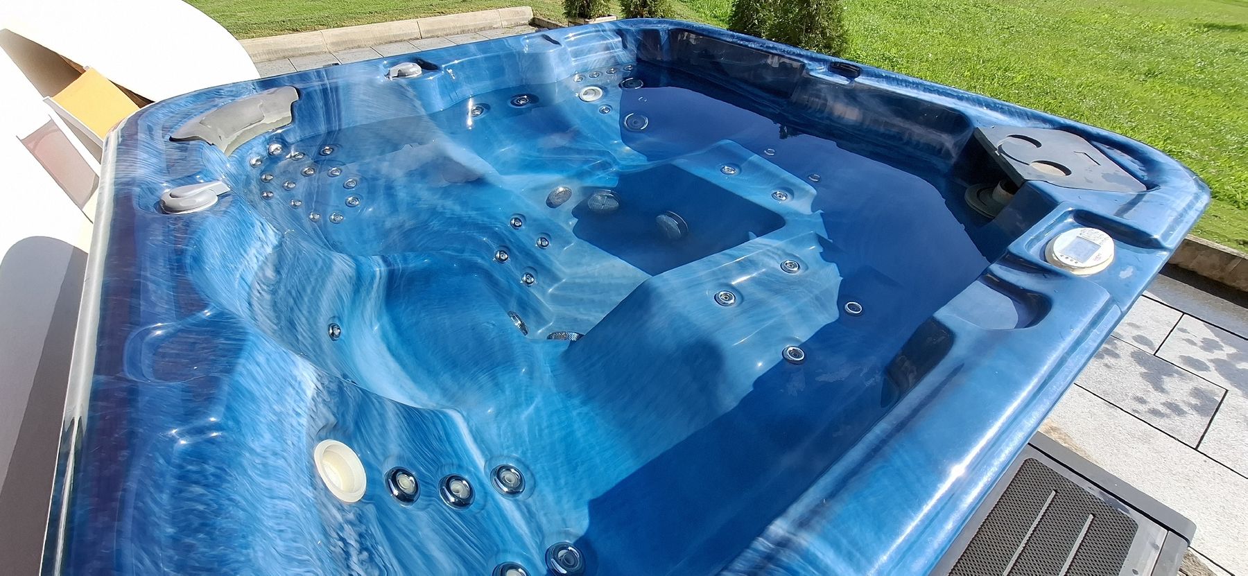 Whirlpool: Whirlpool zu verkaufen – Gebraucht aus Giswil von ChristianObwalden 2