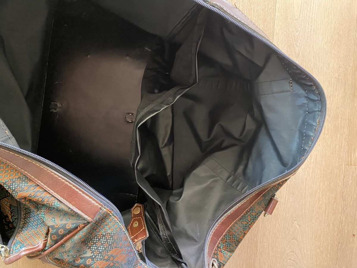 Taschen: Reisetasche CBS gemustert, guter Zustand – Gebraucht aus Embrach von bea_8424 1