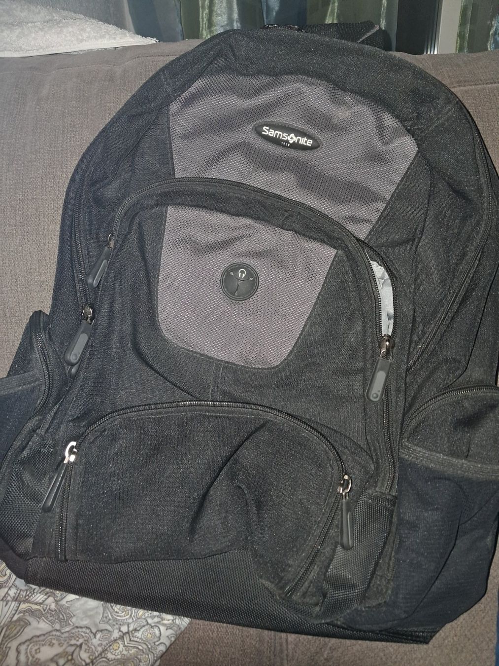 Samsonite Zaini: Samsonite Rucksack, neuwertig – Nuovo (secondo la descrizione) da Turgi venduto da Lenggin