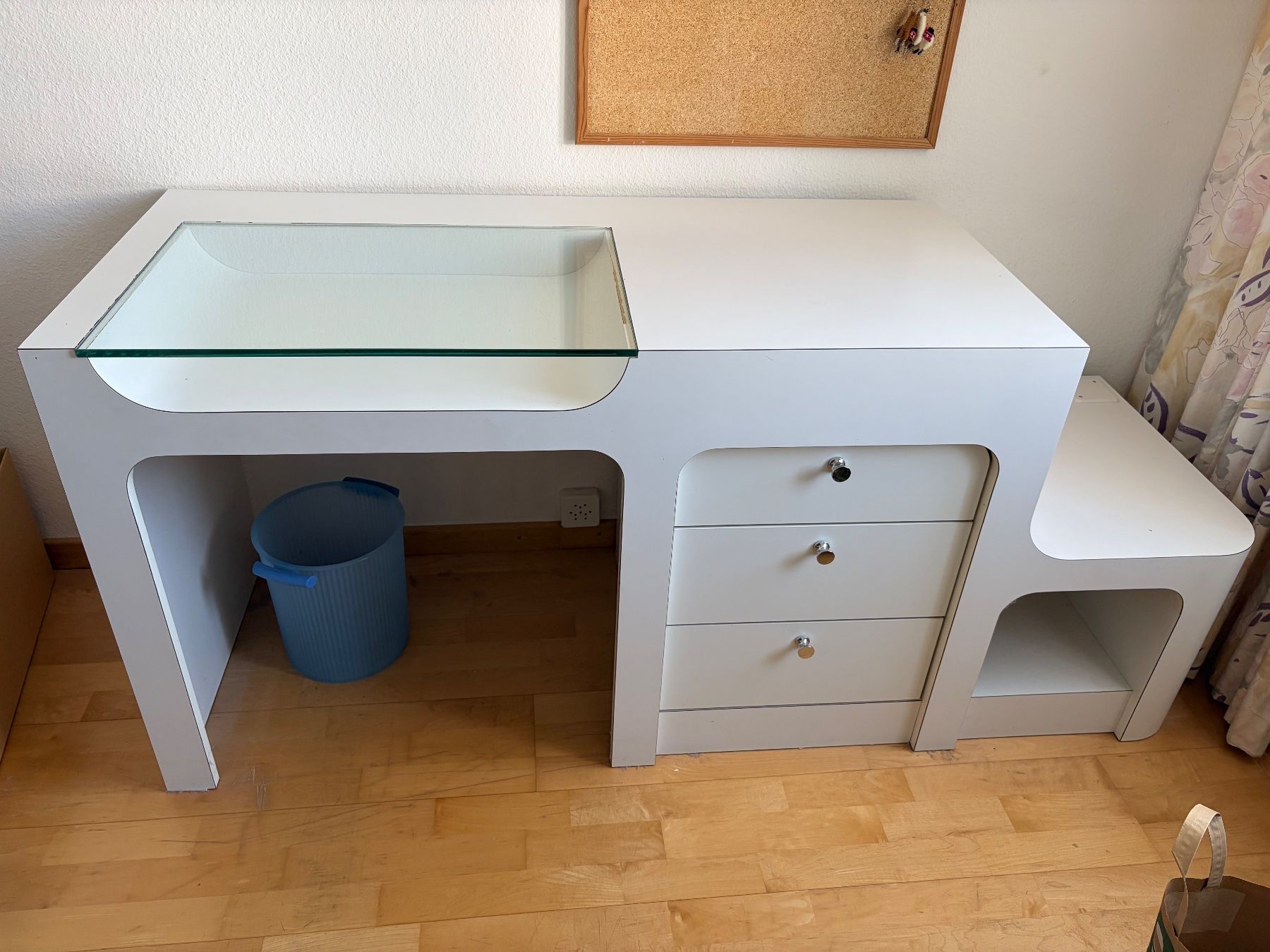 Bureaux: Schreibtisch – D'occasion à Luzern par HubiC