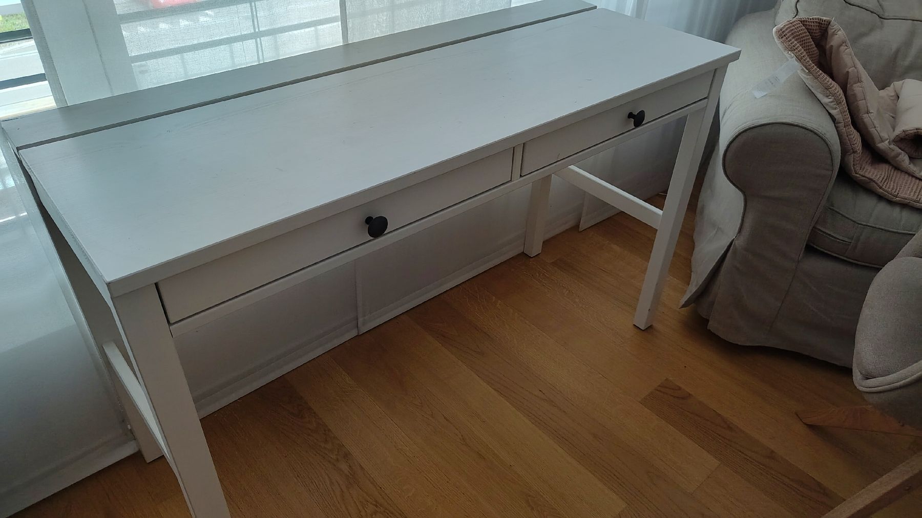 Bureaux: IKEA HEMNES Desk – D'occasion à Egg b. Zürich par str_5f8j