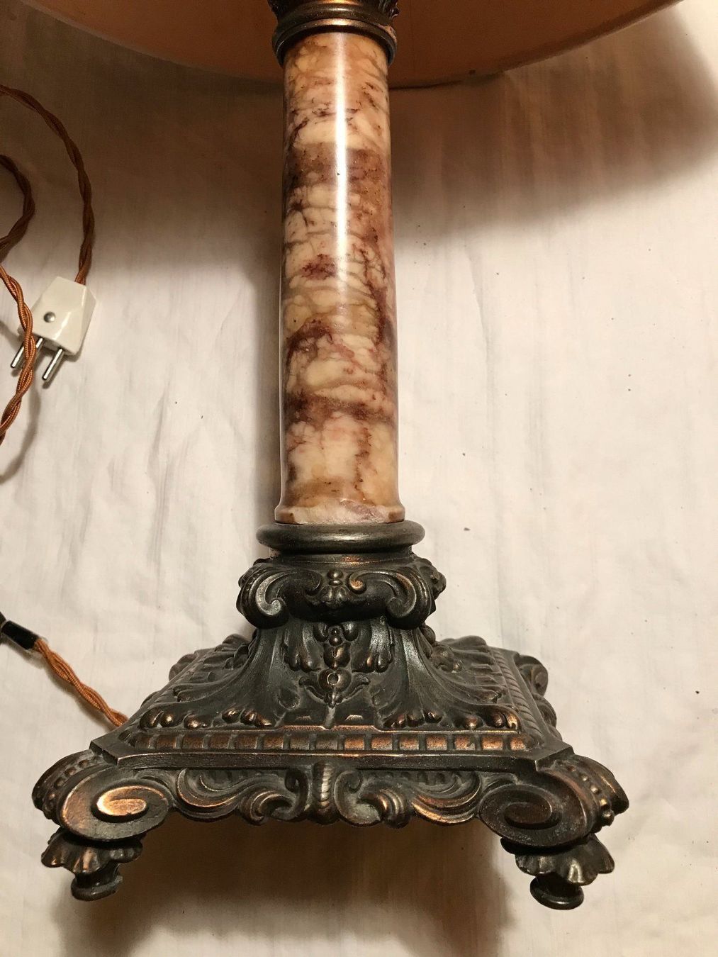 Lampen: Lampe de table pied en pierre et bronze – Gebraucht aus Ste-Croix von BuffetSC 3