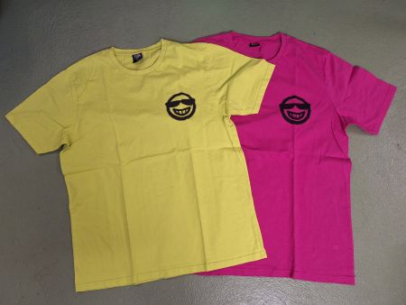 2 T'shirts