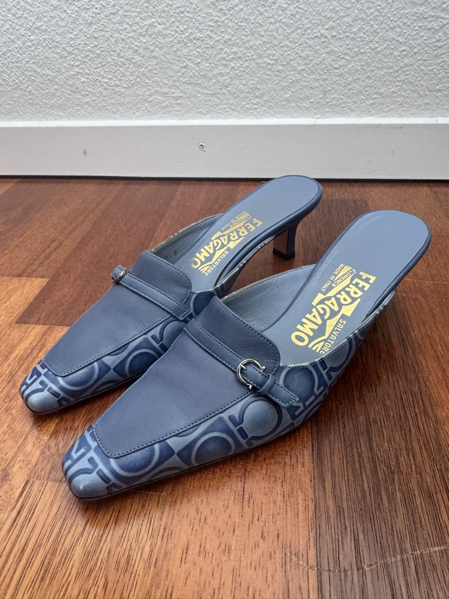 Salvatore Ferragamo Damenschuhe: Ferragamo Leder Mules y2k Vintage – Neu (gemäss Beschreibung) aus Uetikon am See von sop_vw5x 1