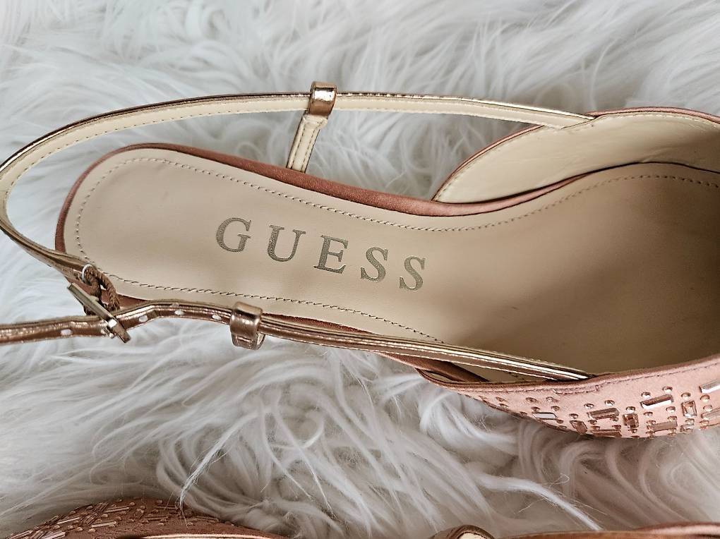 Scarpe da donna: Guess Schuhe – Nuovo e nell'imballaggio originale da Sirnach venduto da magdallena6 2