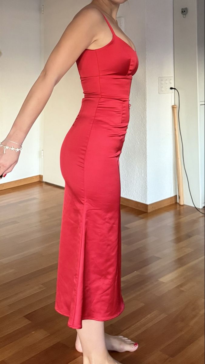 Vestiti: Elegant Red Dress, Size S – Nuovo (secondo la descrizione) da Zürich venduto da eli_t8nw 3