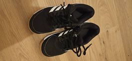 Adidas Hallenschuhe Grösse 34