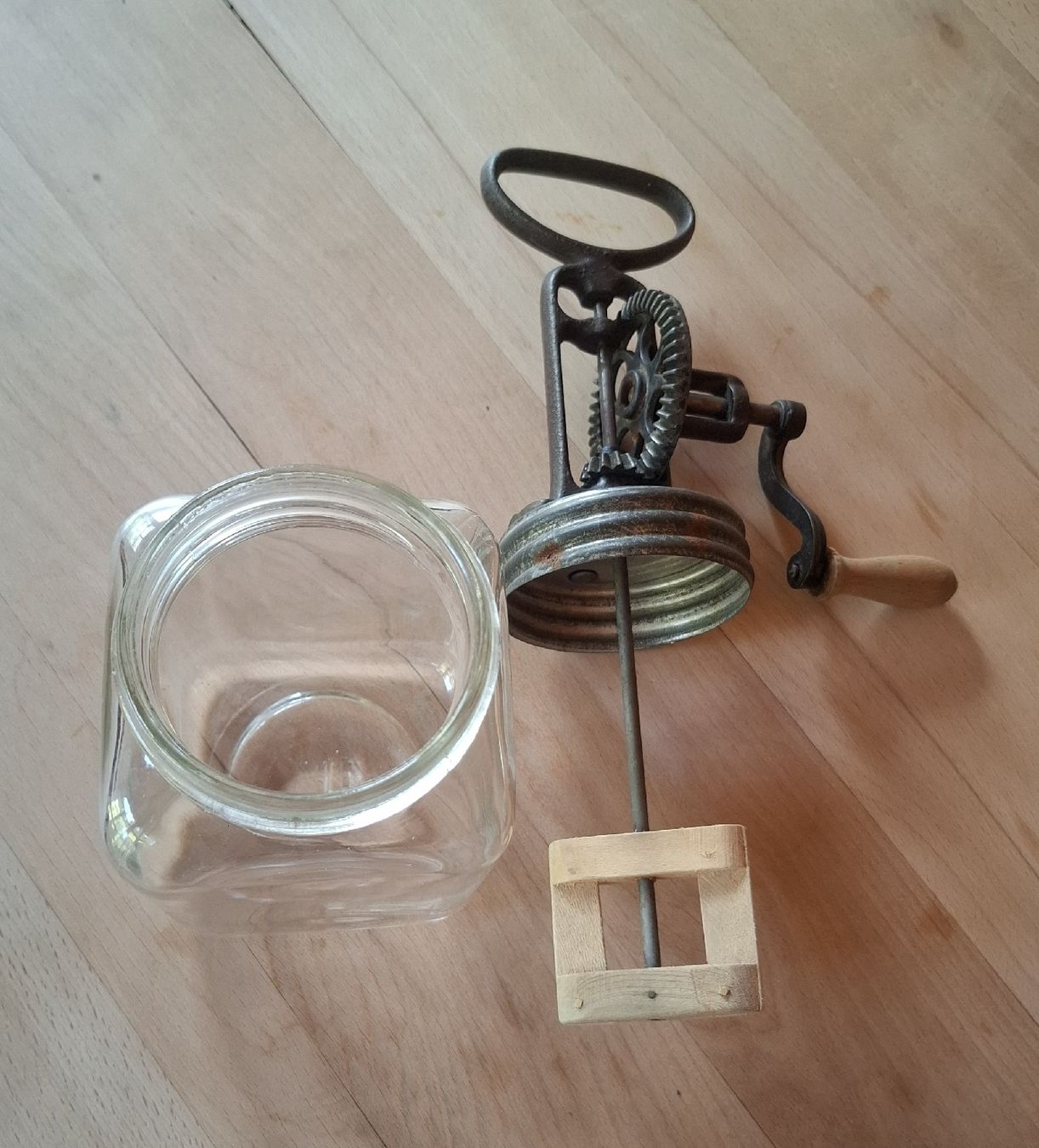 Küchengeräte: Antikes Butterglas – Gebraucht aus Ebnat-Kappel von Aibur 2
