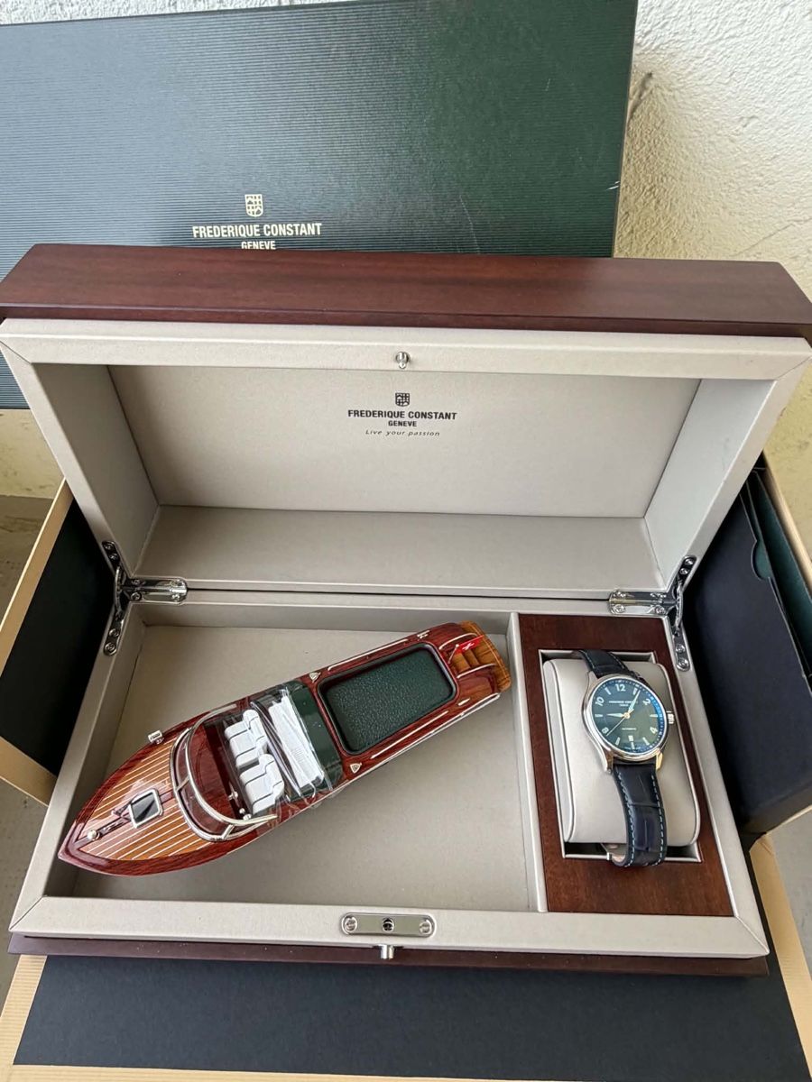 Frederique Constant Orologi: ⌚ Frederique Constant Runabout Automatic 42 mm – Usato da Glovelier venduto da Elsii44 9