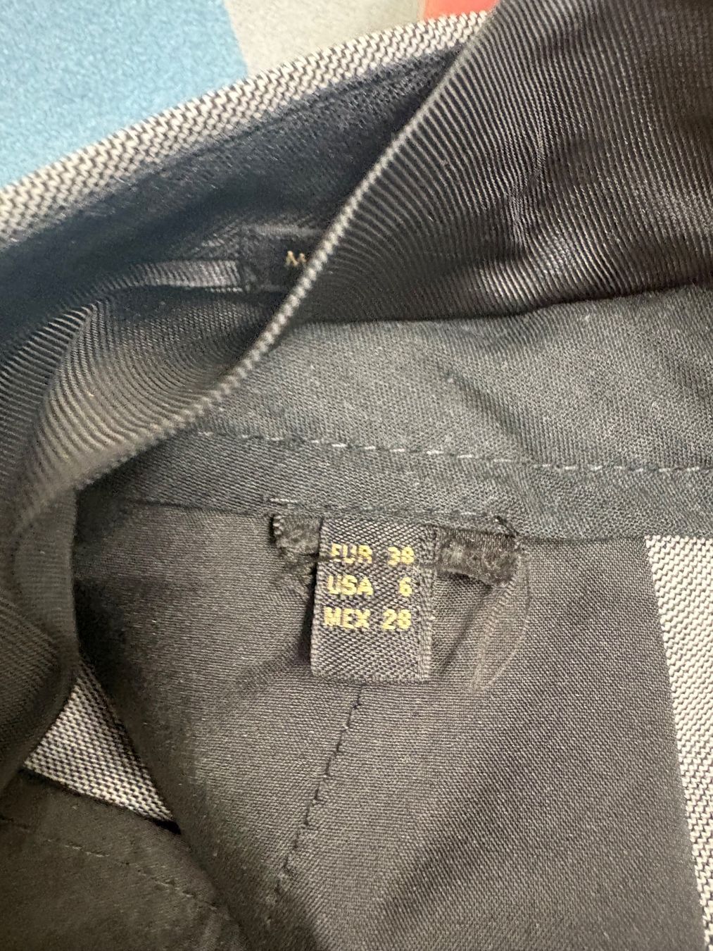 Massimo Dutti Pantaloni: Gerade geschnittene Stoffhose grau, M. Dutti, Gr. 38 – Usato da Egg b. Zürich venduto da adimoxon 4