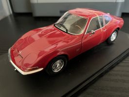 Opel GT.   1:24