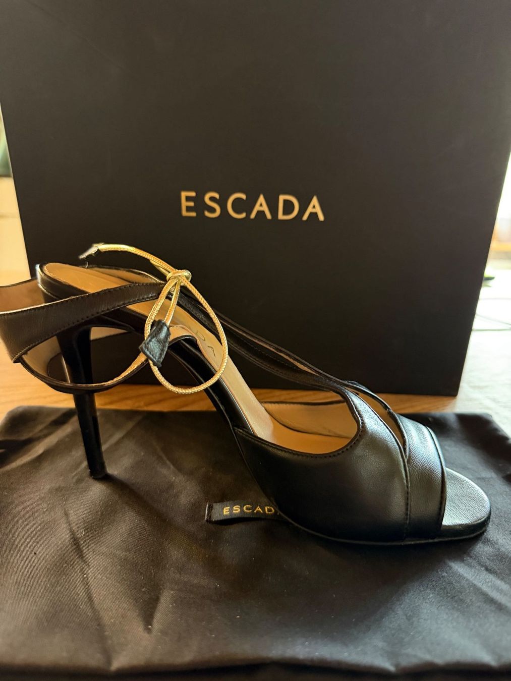 Escada Scarpe da donna: Escada Schuhe 39 – Usato da Rebstein venduto da lot_k6yk 2