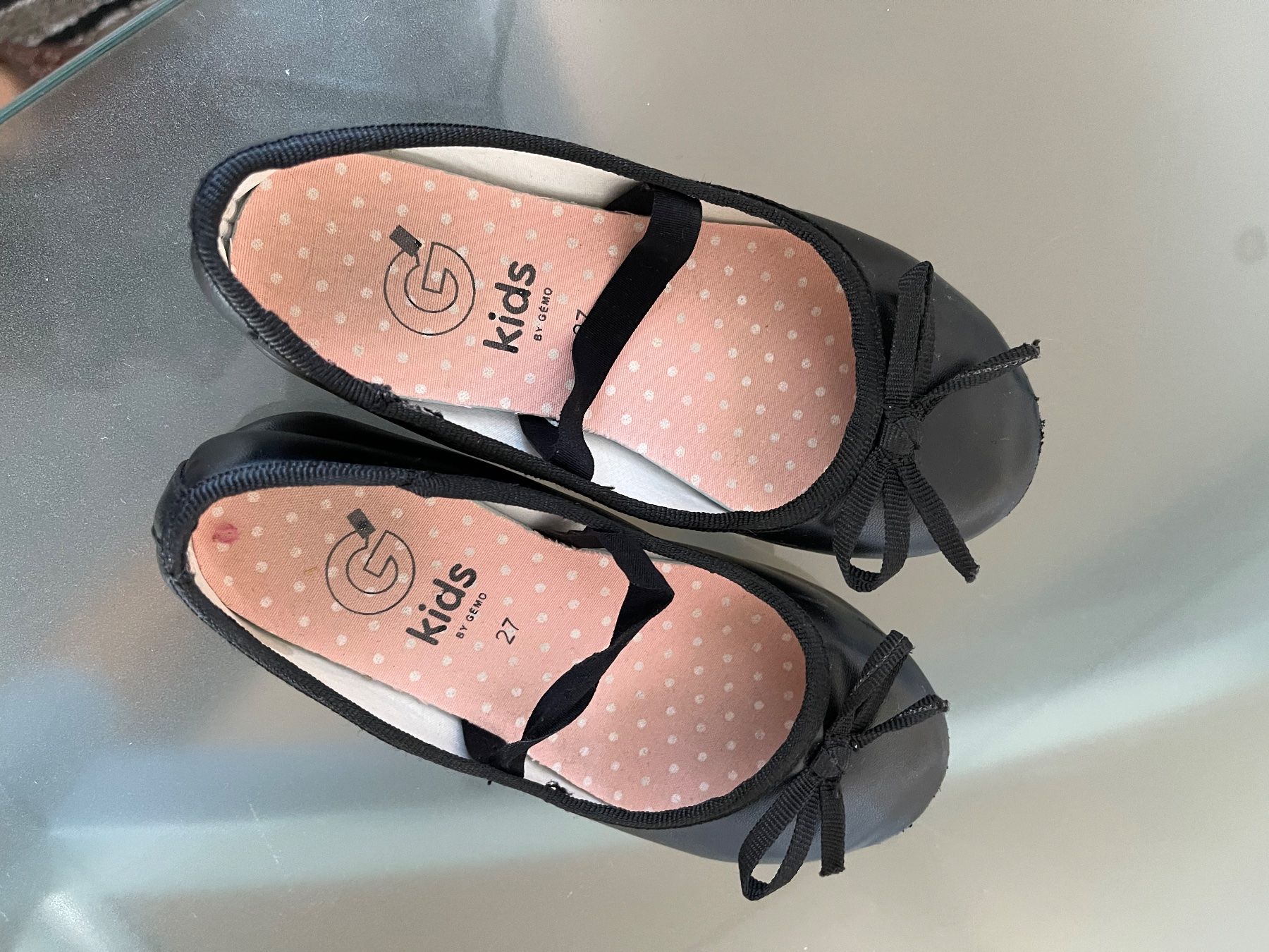 Scarpe per ragazze: Ballerines fille taille 27 – Usato da MARLY venduto da AISLEE