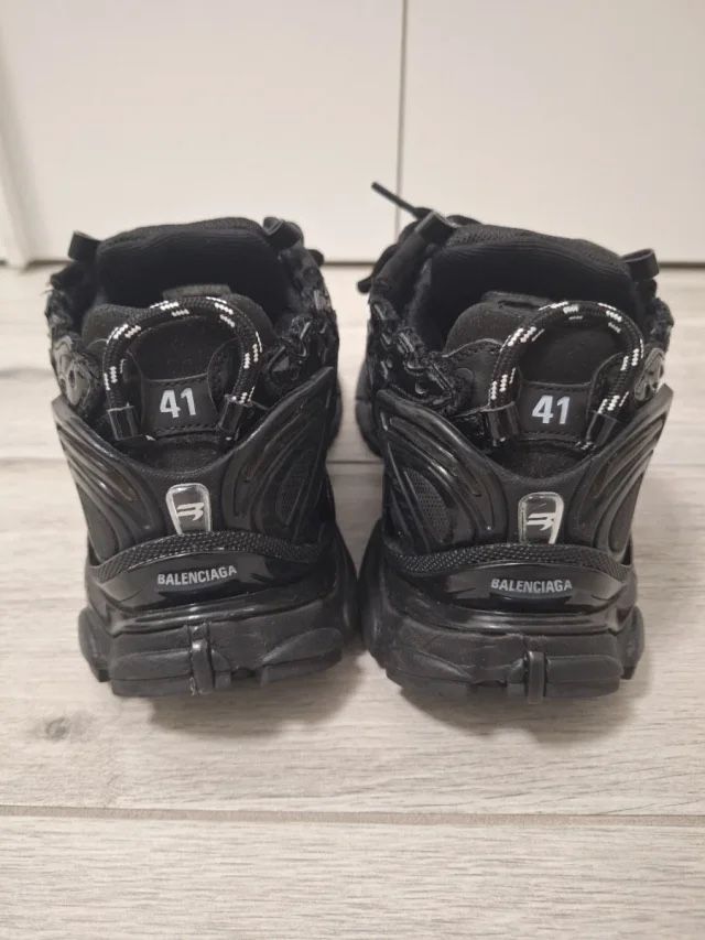 Balenciaga Herrenschuhe: Balenciaga runner – Gebraucht aus Allschwil von lor_6cgq 2