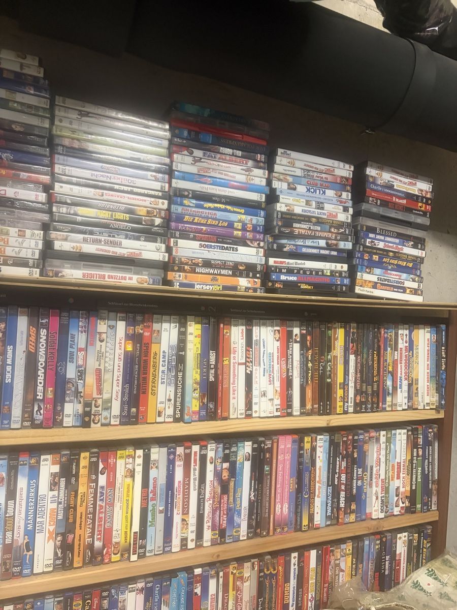 Tutti i DVDs: DVD Sammlung wird aufgelöst – Usato da Zürich venduto da Blume1103 5