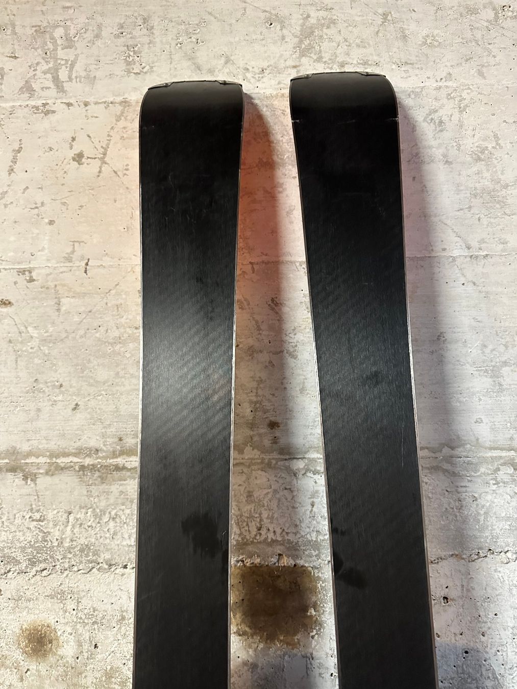 Blizzard Skis: Blizzard WCR Ski 153CM 2023 – Gebraucht aus Emmenbrücke von karkarkar 5
