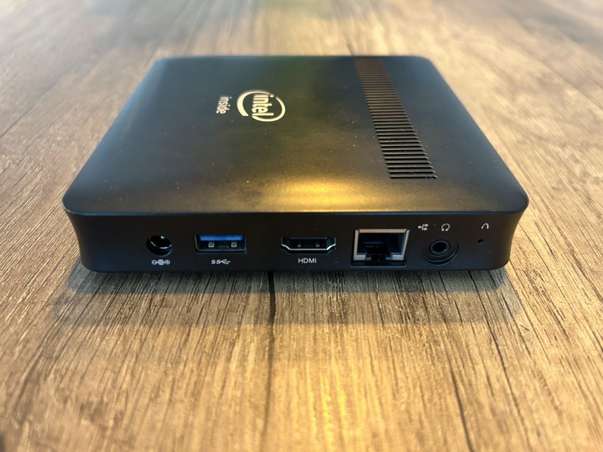 Intel PCs: Intel Mini PC with Xubuntu Installed – Gebraucht aus Zürich von cri_npf6 2