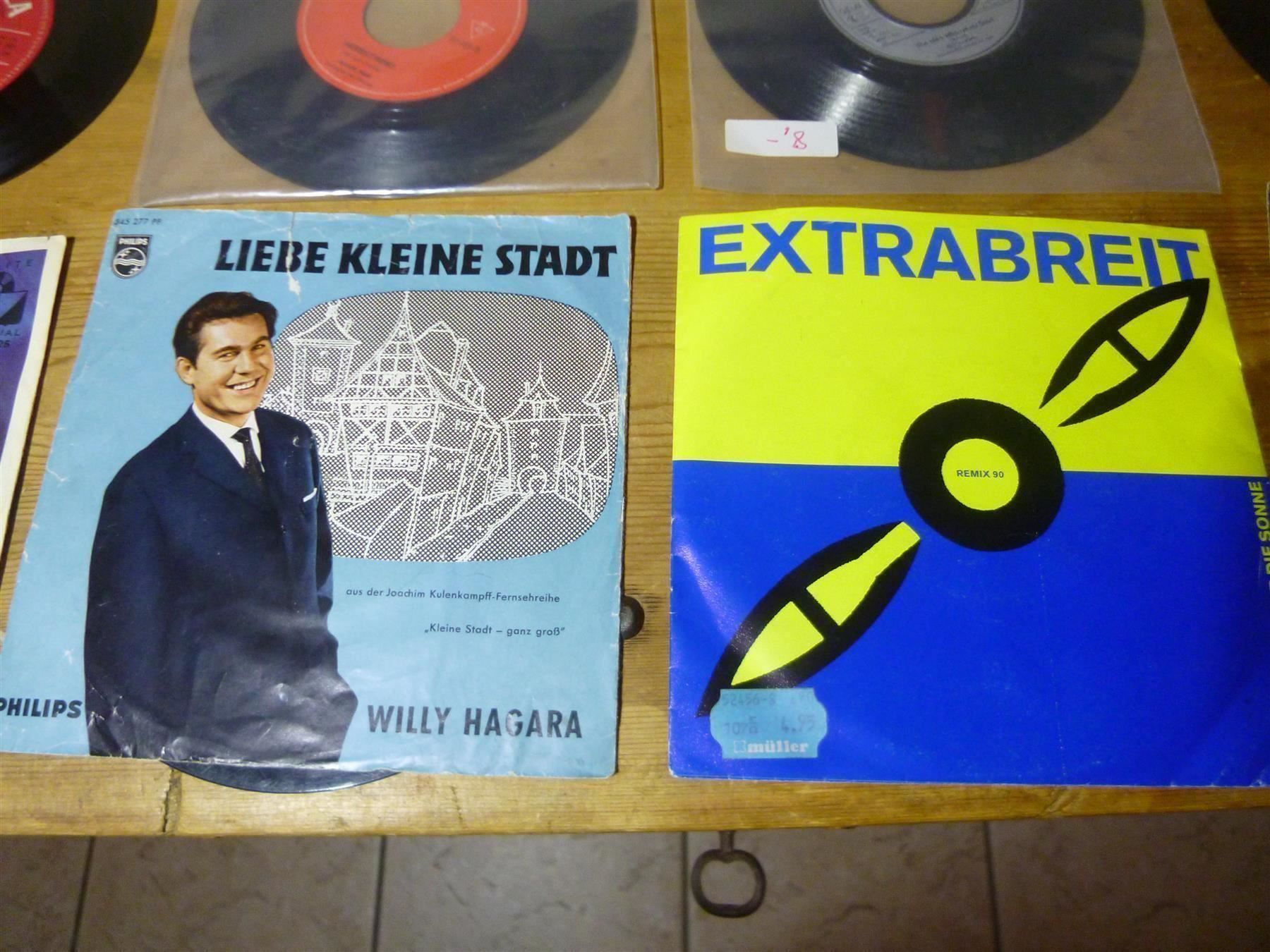 Dischi in vinile: Vinyl 18 Single Lucio Dalla Peter Alexander MU Elfon John – Nuovo e nell'imballaggio originale da Luzern venduto da vinyl24 2