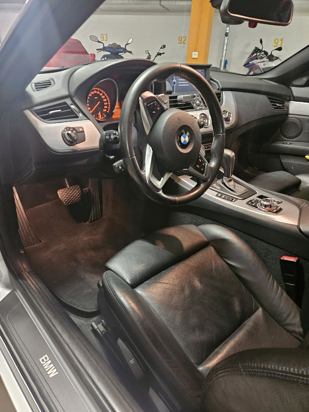 BMW Autos: BMW Z4 30i (E89) – D'occasion à Bülach par Migi-Young 1