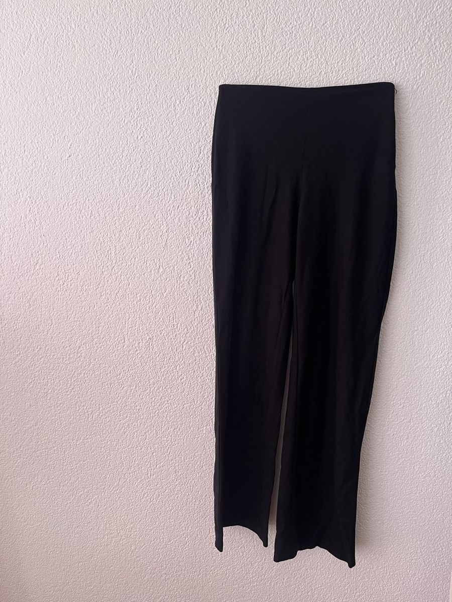 Hosen: Schwarze Stoffhose – Gebraucht aus Andwil SG von sas_m9tn