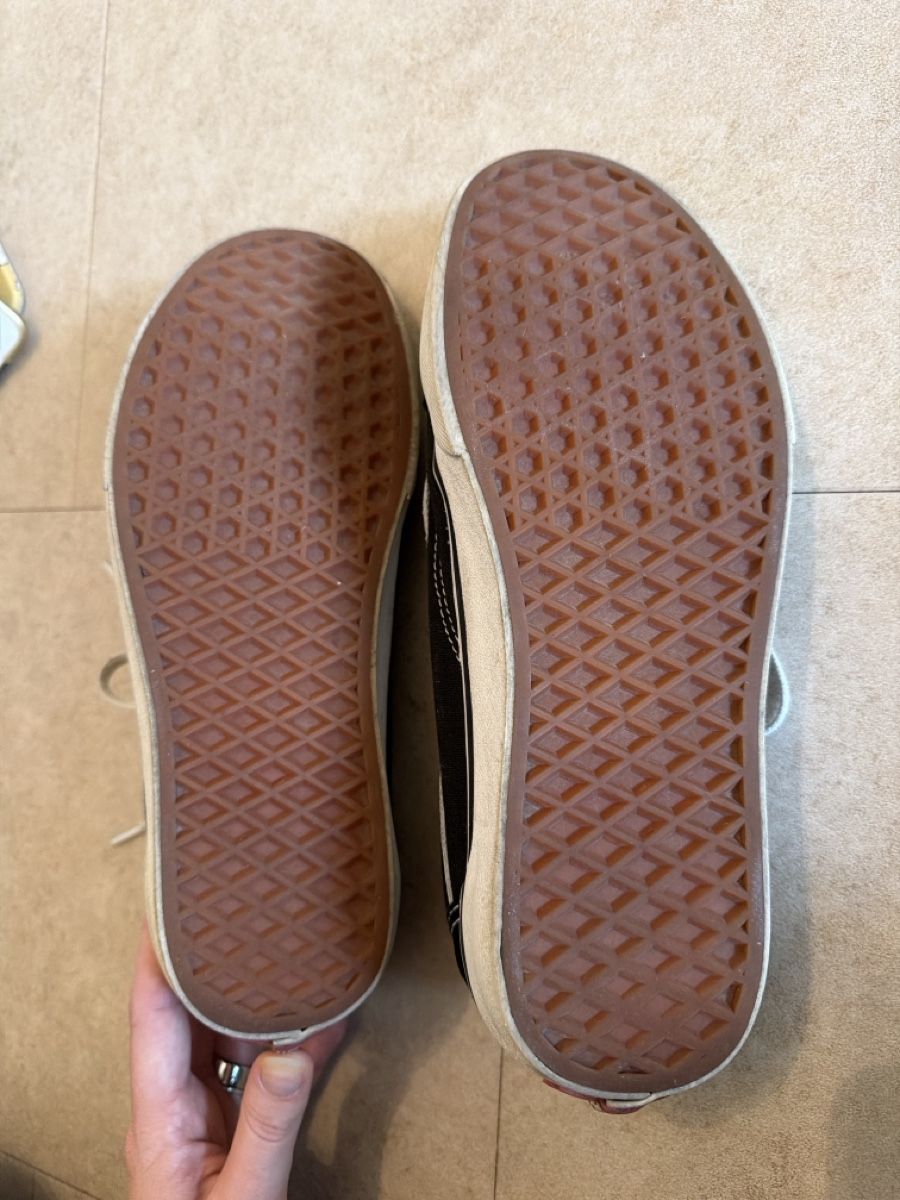 Vans Herrenschuhe: Vans Old Skool Sneaker Grösse 40.5 – Gebraucht aus Bern von arina.b 4