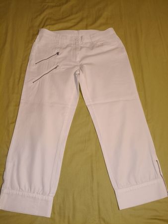 Pantalon blanc Benetton, taille 44, été, comme neuf!