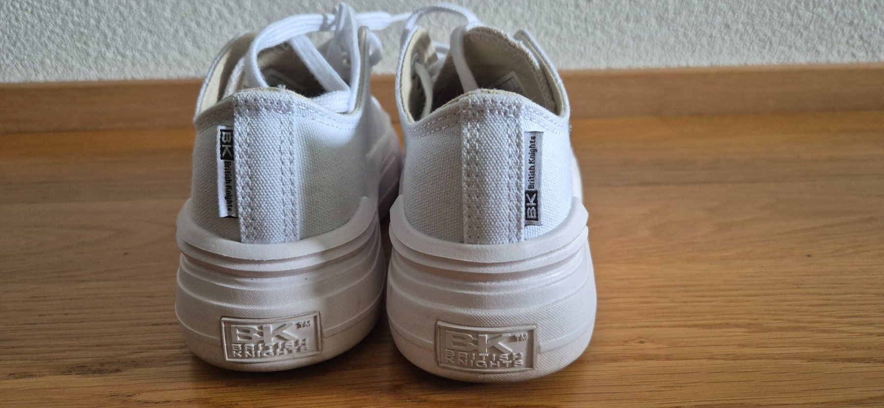 Scarpe da donna: Baskets British Knights – Usato da Lausanne venduto da malimar3 5