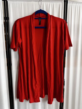 Gilet rouge SIKBODY – Taille S – Léger et fluide