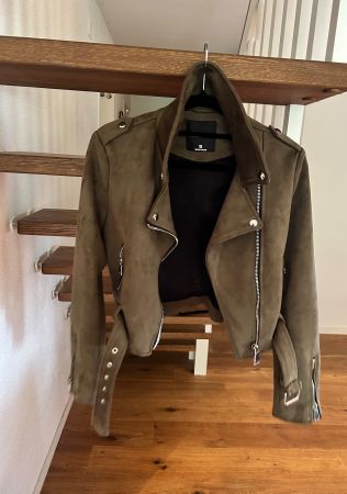 Kurze Jacke