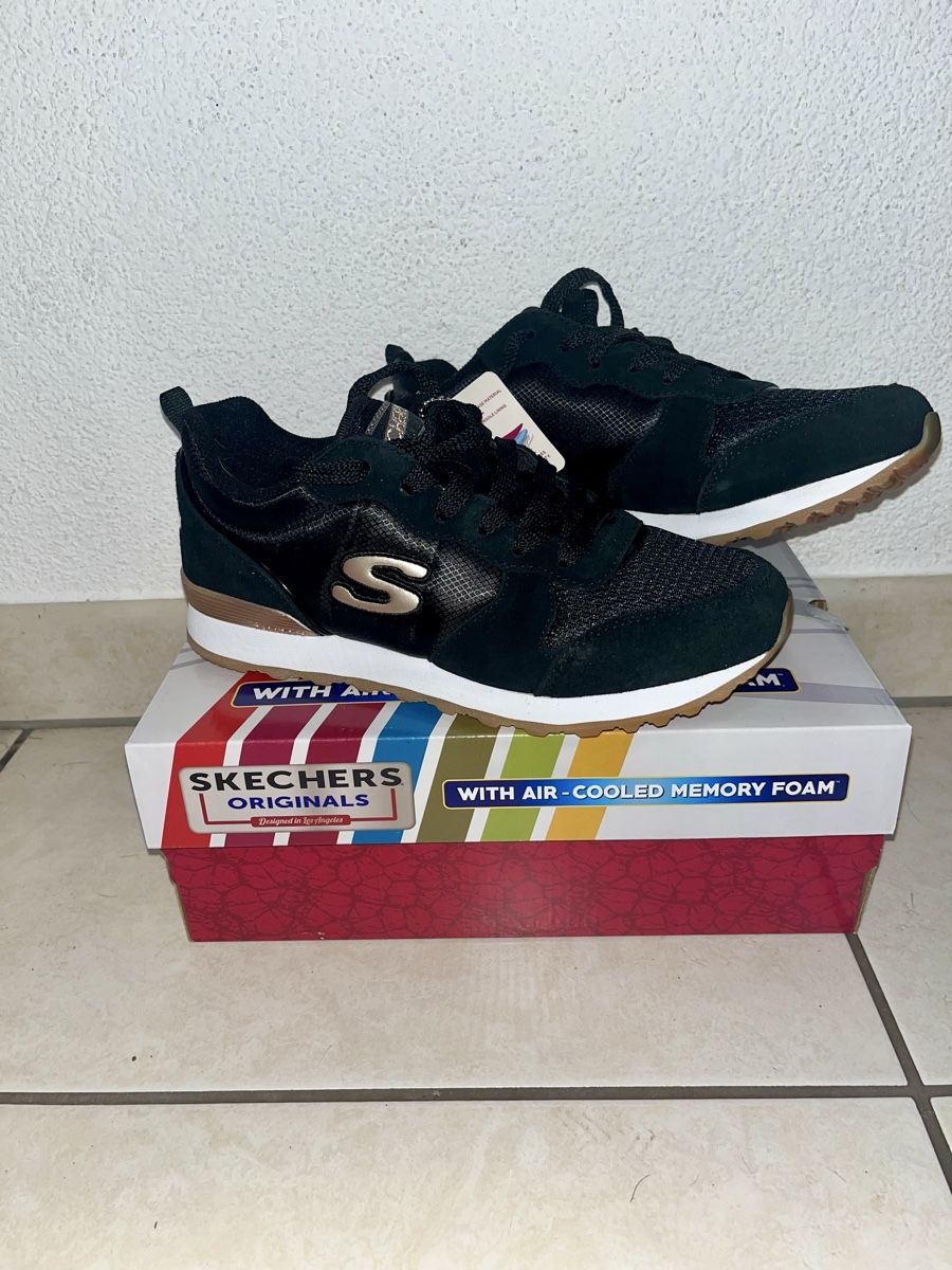 Skechers Scarpe da uomo: Neue Skechers Gold n Gurl – Nuovo (secondo la descrizione) da Oberglatt ZH venduto da vwullschleger 1