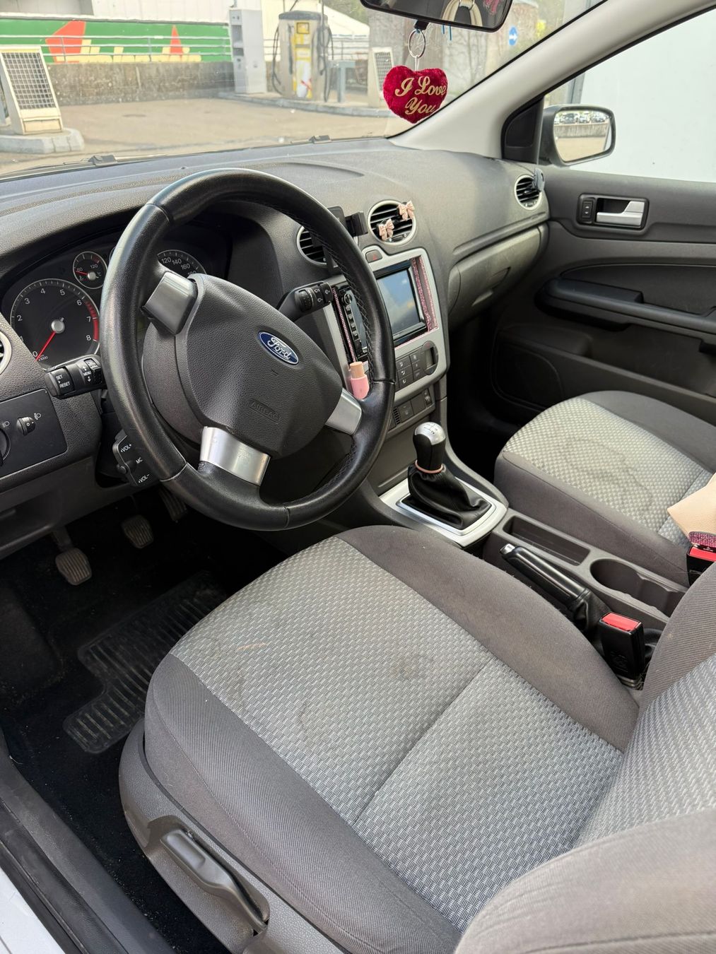 Ford Autos: Ford Focus 1.8i – Gebraucht aus Flawil von PinkUnicorn 6