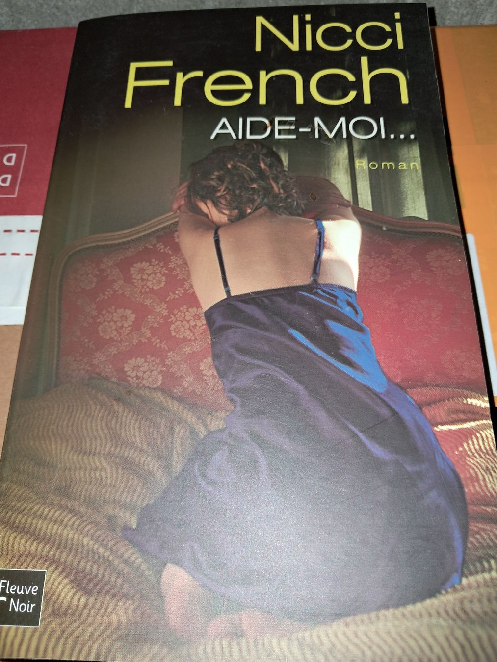 Libri: Nicci French Aide-moi... – Usato da Le locle venduto da juliensaran