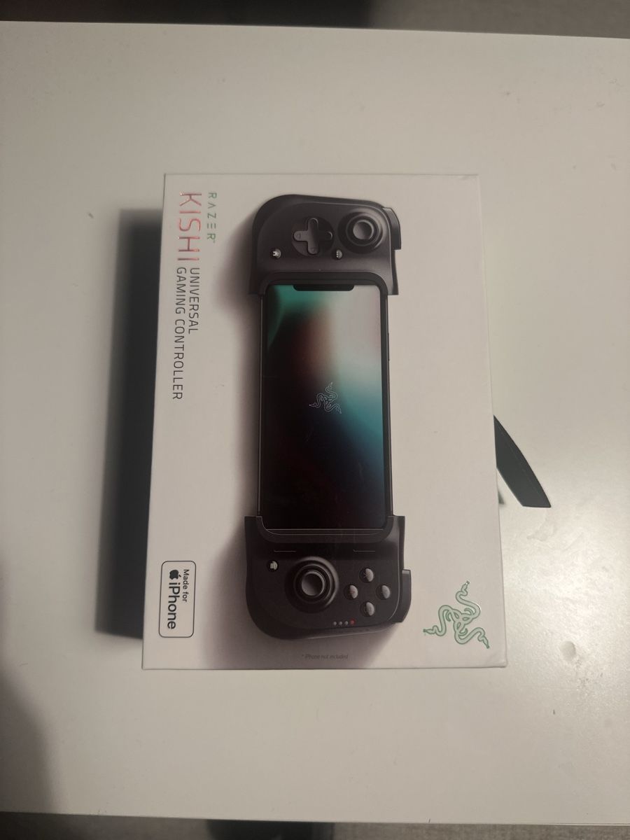 Razer Controller: Razer Kishi Gaming Controller - iPhone – Usato da Winterthur venduto da aykutkozandagi 1