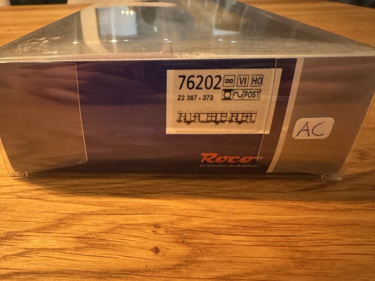 Roco Modellini di ferrovie: Roco H0 76202 Postgüterwagen Z2, gelb, post, SBB, AC – Usato da Spiez venduto da touchtomuch 1